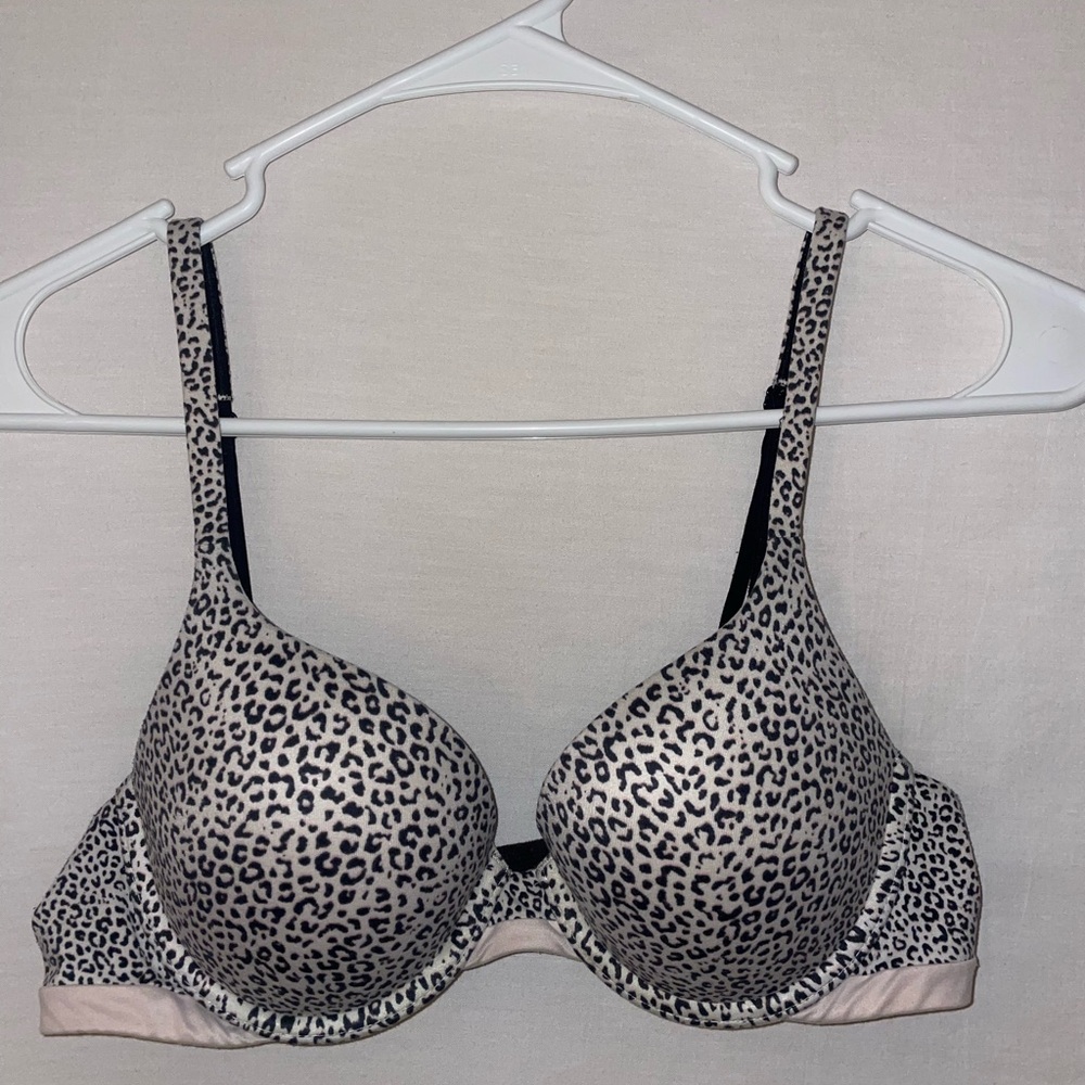 Victoria’s Secret Leopard Print Women's Bra